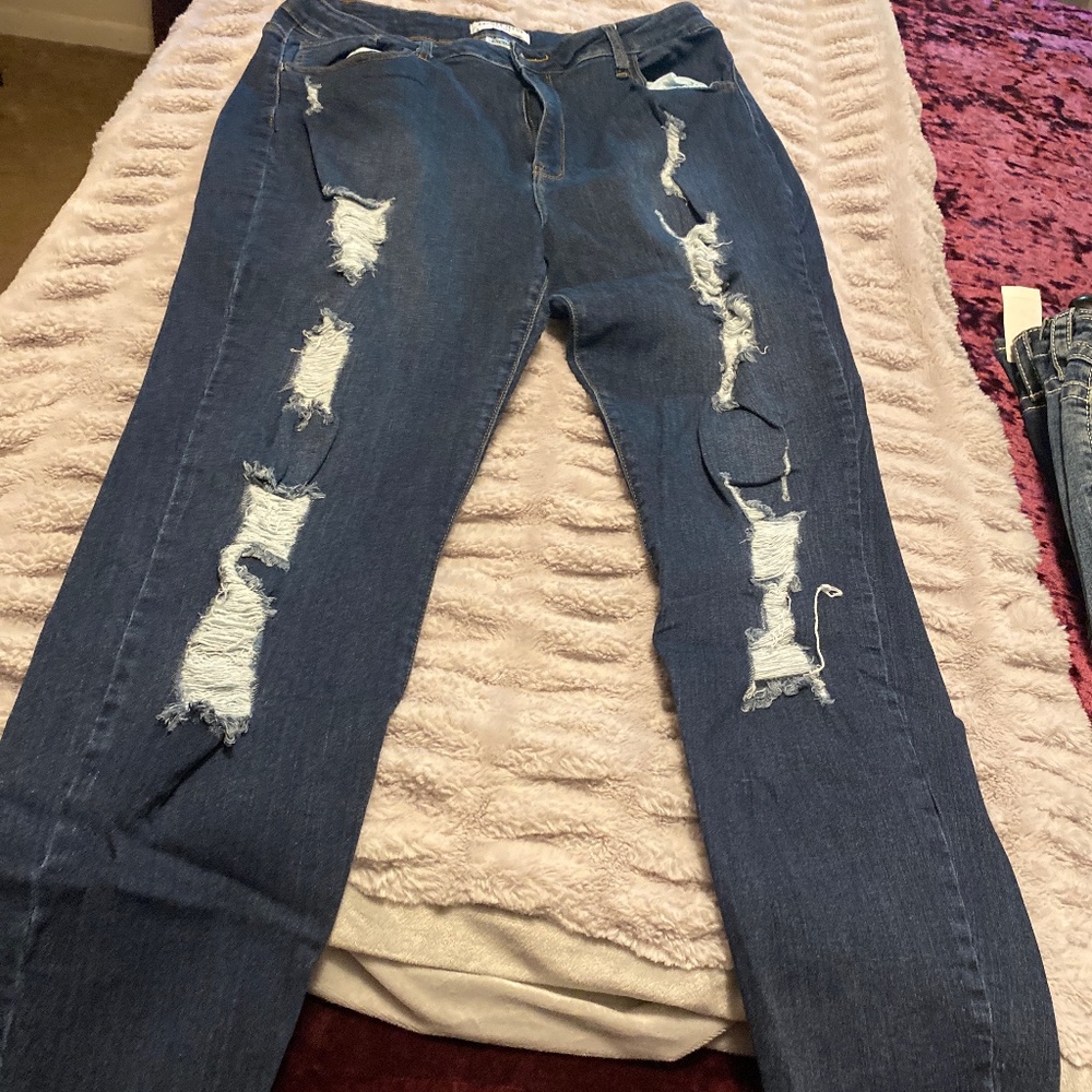 Plus size skinny stretch jeans